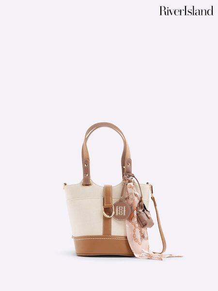 River Island Panelled Bucket Bag (H21802) | €53