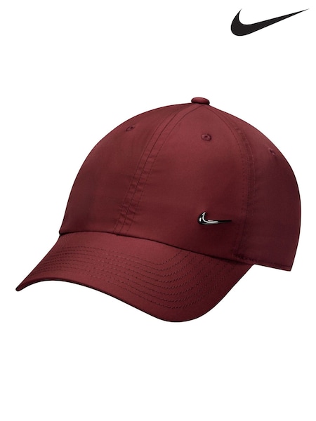 Nike Burgundy Red Unstructured Metal Swoosh Cap (H22016) | €30