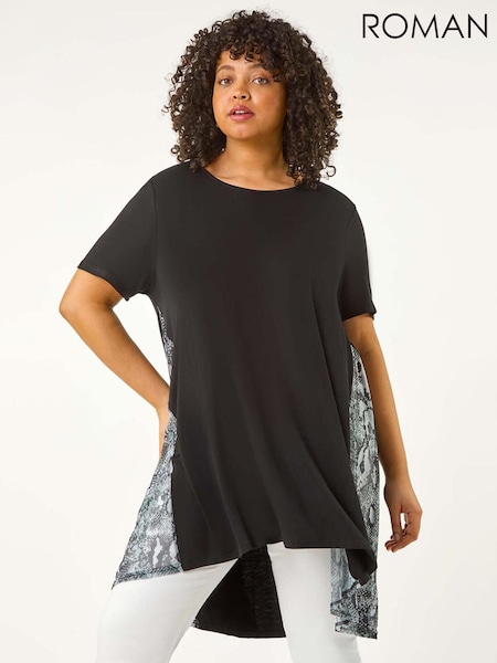 Roman Curve Print Mesh Trim T-Shirt (H22047) | €63