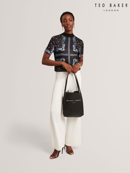 Black - Ted Baker Small Taala Soft Slouch Leather Tote (H25394) | R$ 1.470