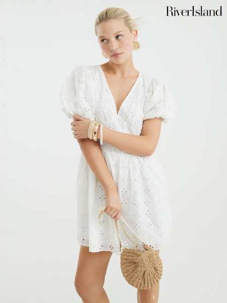 River Island White 3D Broderie Mini Dress (H25430) | €99
