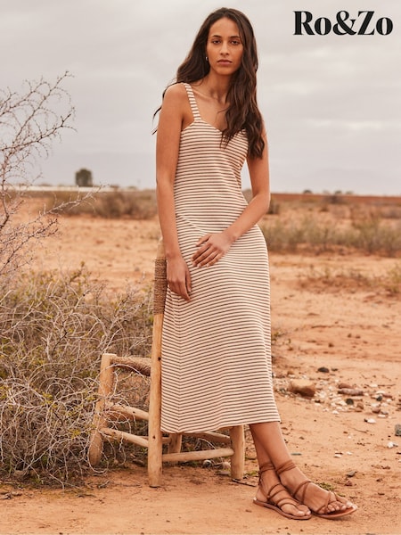 Ro&Zo Brown Stripe Knit Sweetheart Neck Dress (H29832) | €113
