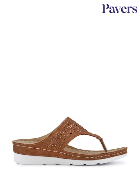 Pavers Brown Heeled Toe-Post Wedges Sandals (H36972) | €40