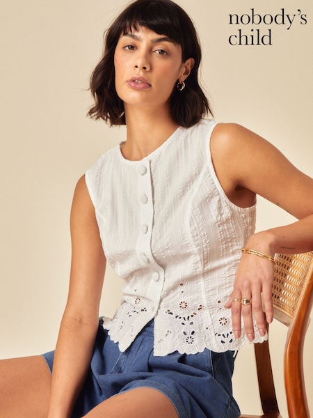 Nobodys Child White Layla Seersucker Button Down Broderie Scallop Hem 100% Cotton Waistcoats (H37939) | €78