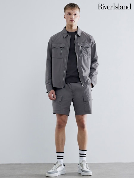 River Island Grey Skinny Fit Cargo Shorts (H42423) | R$ 355