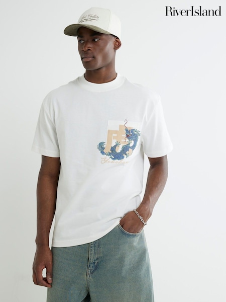 River Island White Regular Fit Japan Pocket 100% Cotton T-Shirt (H42436) | R$ 255