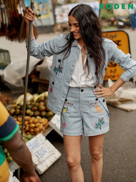 Boden Blue Pocket Front Denim Shorts (H45342) | €152