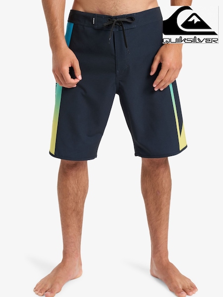 Quiksilver Surfsilk Holmes 20 Logo Swim Shorts (H46099) | 94 €