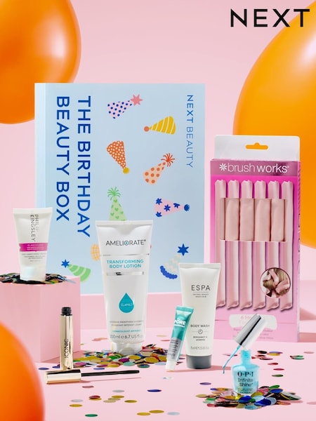 The Birthday Beauty Box (Worth Over £98) (H46310) | €29