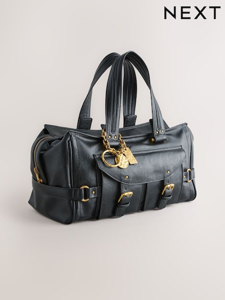 Black Charm Buckle Hand Held Bag (H46541) | R$ 400