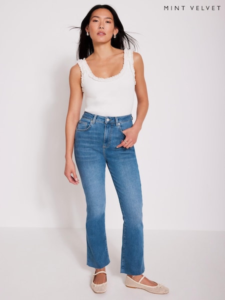 Mint Velvet Mid Cropped Flared Jeans (H46717) | 126 €