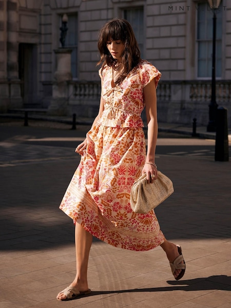 Mint Velvet Pink Floral Print 100% Cotton Midi Skirt (H46718) | €154