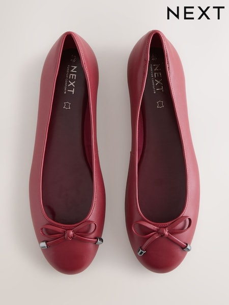 أحمر - Round Toe Leather Ballerina Shoes (H47230) | ‏157 ر.ق.