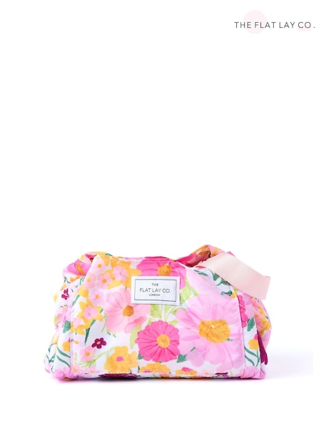 The Flat Lay Co. Drawstring Makeup Bag (H47246) | €31