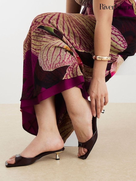 River Island Brown Kitten Heeled Mules (H47273) | €42