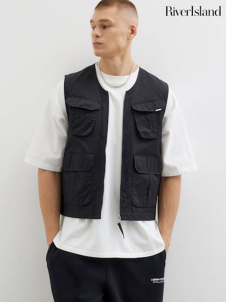 River Island 4 Pocket Utility Gilet (H47351) | €60