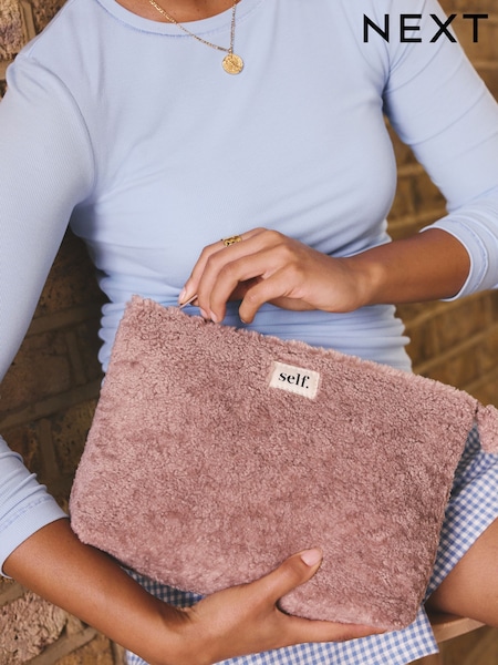 Natural Self. Borg Pouch (H47570) | R$ 155