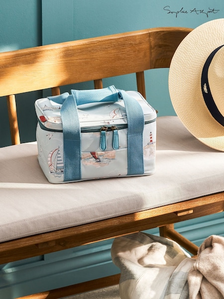 Sophie Allport Soft Blue Coastal Boats Lunch Bag (H48795) | R$ 245