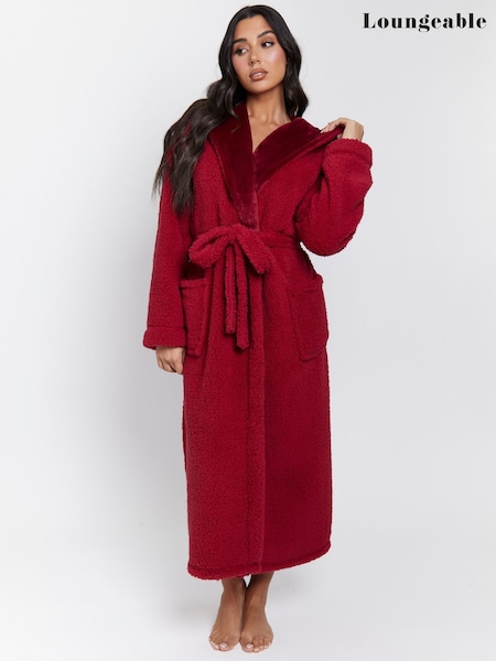 Loungeable Red Sherpa Maxi Dressing Gown with Luxury Fleece Lined Hood (H51842) | €40