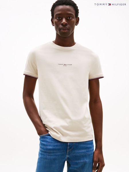 Tommy Hilfiger Natural Signature Tipped Slim Knit T-Shirt (H52332) | R$ 545