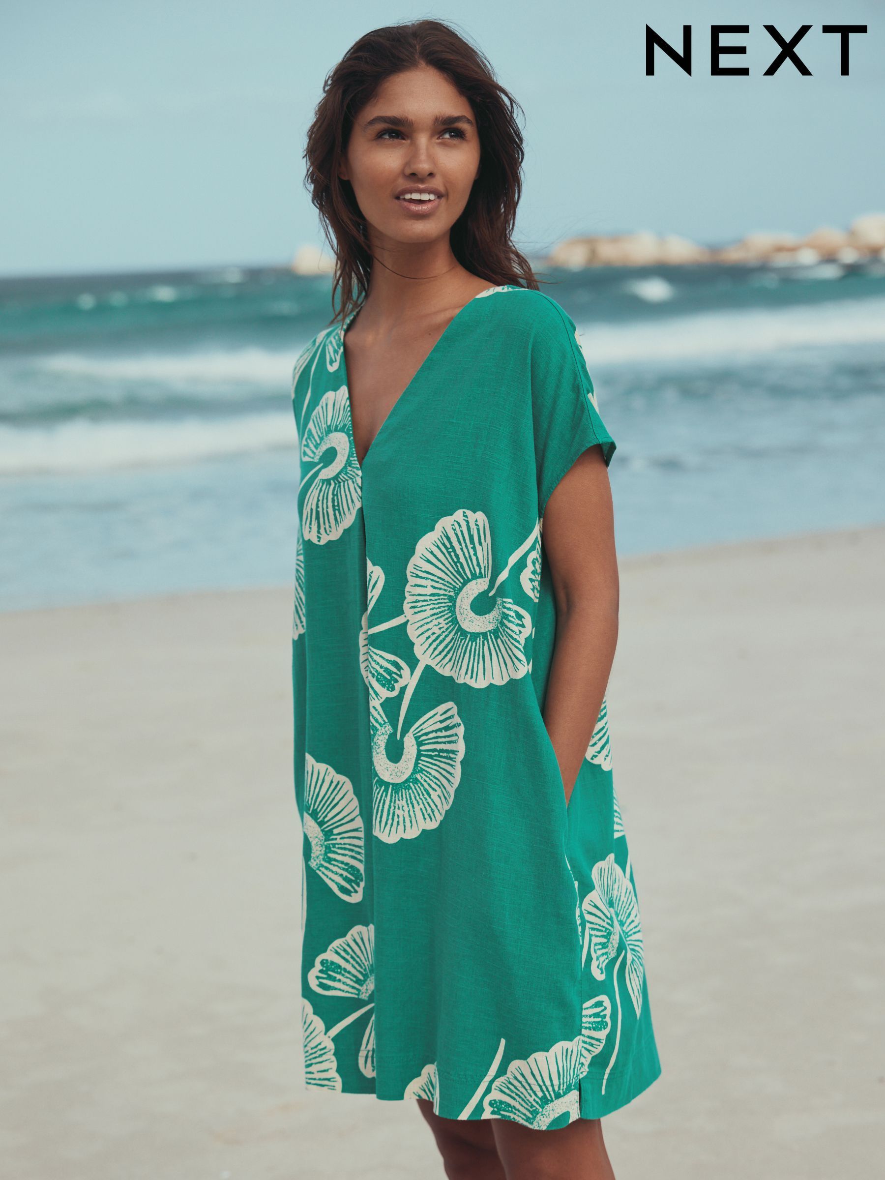 Buy Women's Dresses Shift Floral Online | Next Romania