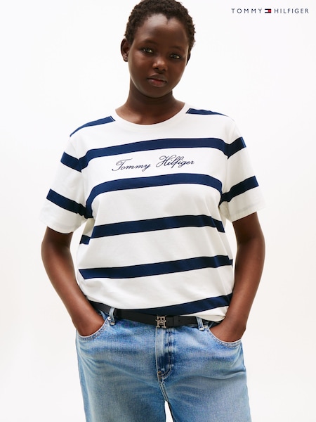 Tommy Hilfiger White Curve Logo Embroidery Crew Neck T-Shirt (H53111) | €53