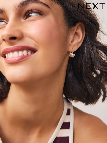 Gebürstete Optik/Silberfarben - Heart Earrings (H54233) | 10 €