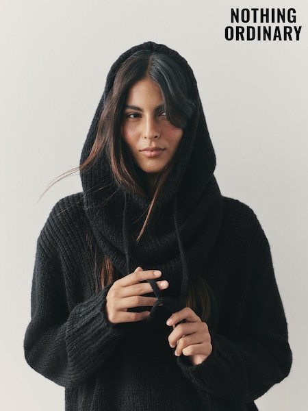 أسود - Nothing Ordinary Knitted Hooded Snood With Wool (H54354) | ‏255 ر.ق.