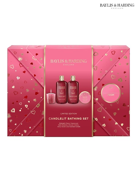 Baylis & Harding Midnight Cherry Gift Wrapped Candlelit Bathing Gift Set (H55121) | €29