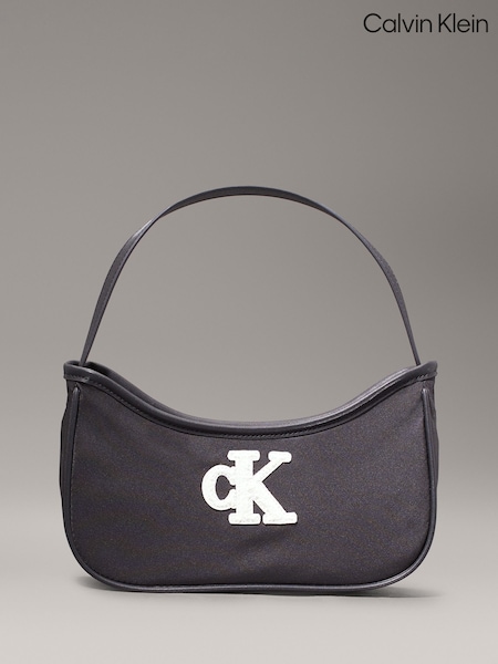 Calvin Klein Teddy Shoulder Bag (H55294) | 94 €