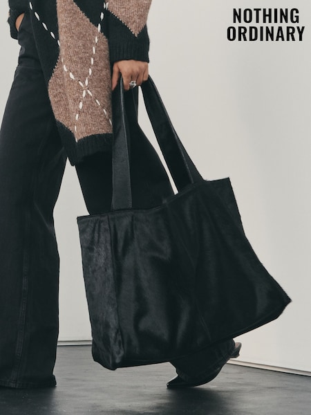 Nothing Ordinary Black Cowhide Oversized Shopper Bag (H56735) | €291