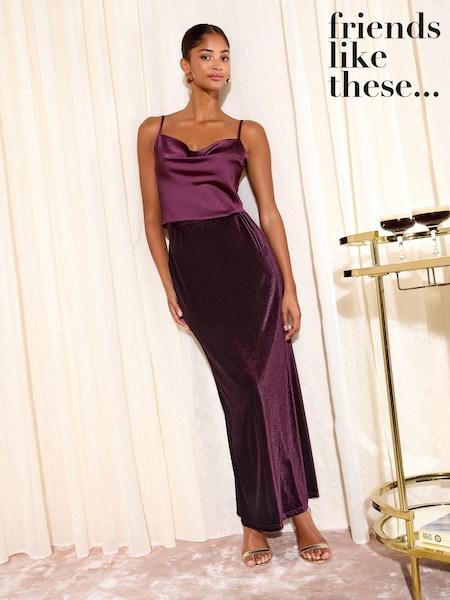 Friends Like These Burgundy Red Petite Velvet Maxi Skirt (H57919) | €56