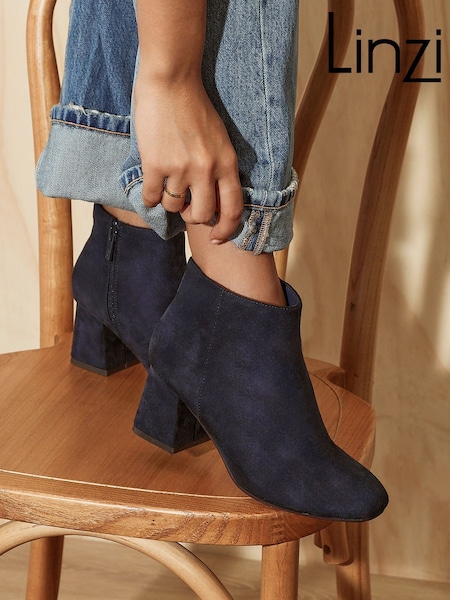 Linzi Blue Wide Fit Alba Wide Fit Block Heeled Ankle Boots (H58371) | R$ 445