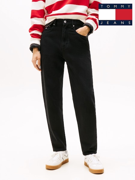 Tommy Jeans Black Mom Ultra High Rise Tapered Jeans (H58448) | R$ 790