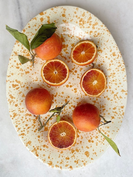Hot Pottery Burnt Orange Splatter Serving Platter (H58887) | R$ 790