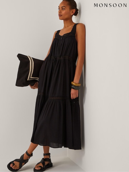 Monsoon Black Maddi Sleeveless Embroidered Midi Dress (H60132) | R$ 740