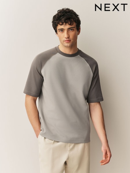 Neutral Raglan Regular Fit Smart Soft Touch Heavyweight T-Shirt (H60288) | 110 zł