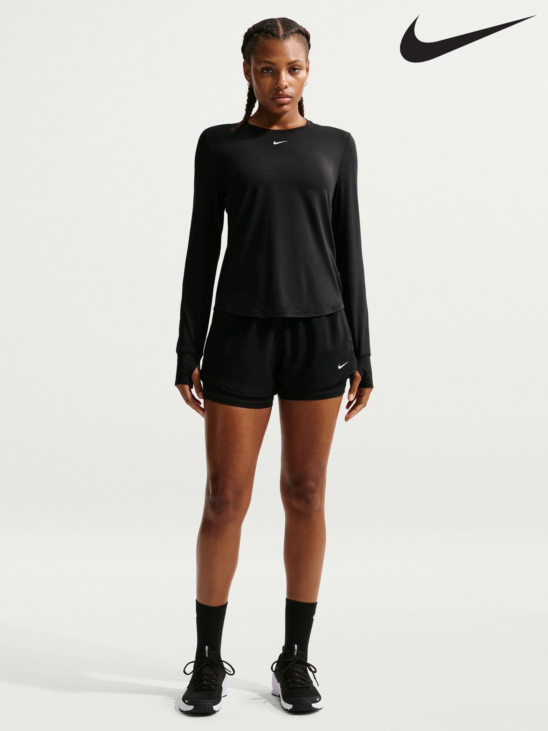 women's nike sportswear essential long sleeve crew