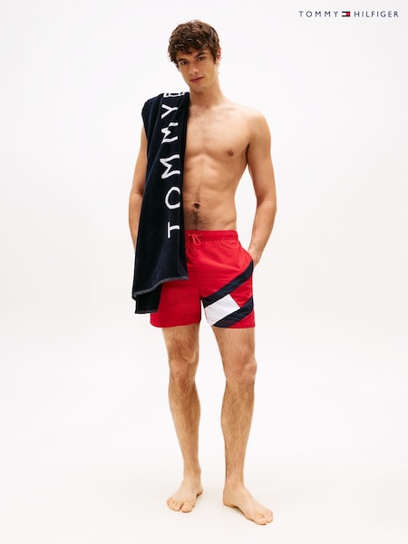 Tommy Hilfiger Red Medium Long Drawstring Shorts (H66229) | € 70