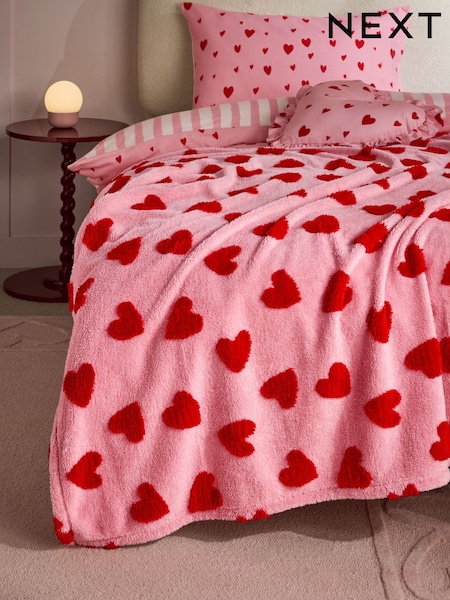 Pink/Red Hearts Fleece Throw (H67168) | AED93 - AED130
