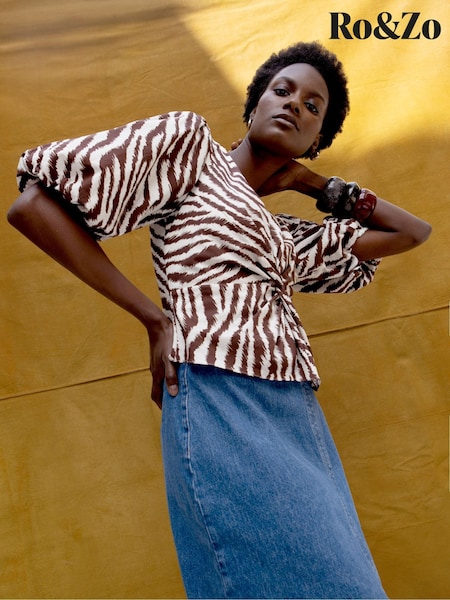 بني - Ro&Zo Zebra Print Twist Front Cotton Top (H67727) | ‏37 ر.ع.‏