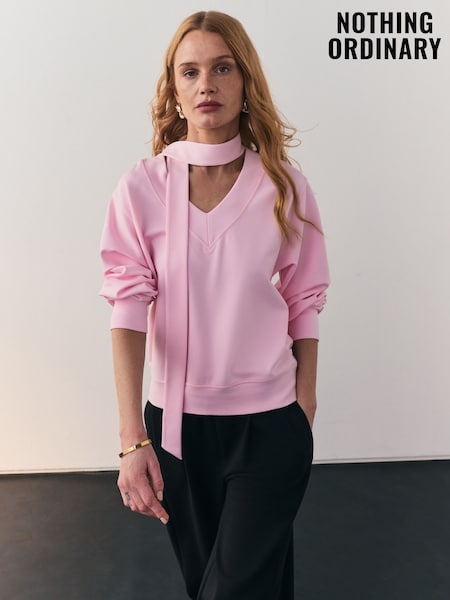 Nothing Ordinary Pink V-Neck Luxe Jersey Scarf Sweatshirt (H67942) | €102