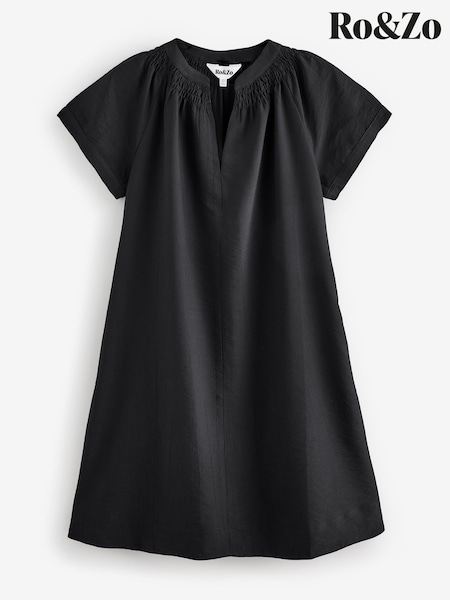 Ro&Zo Black Gathered Neck Short Dress (H68580) | R$ 780