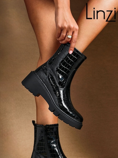 Linzi Charcoal Black Limited Wedge Ankle Boots (H70002) | €60