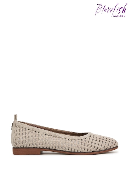 Blowfish Malibu Regular Fit Animal Print Beachside Slip On Trainers (H70458) | R$ 495