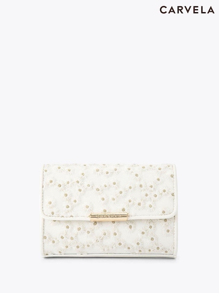 Carvela Cream Positano Daisy Clutch Bag (H72118) | R$ 980