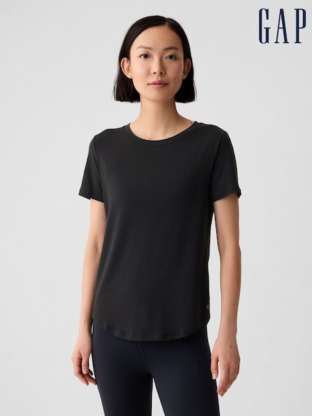 Gap Black Breathe T-Shirt (H72160) | €33