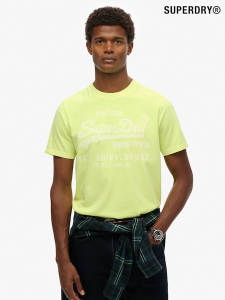 Superdry Yellow Relaxed Vintage Logo Neon T-Shirt (H74154) | R$ 265