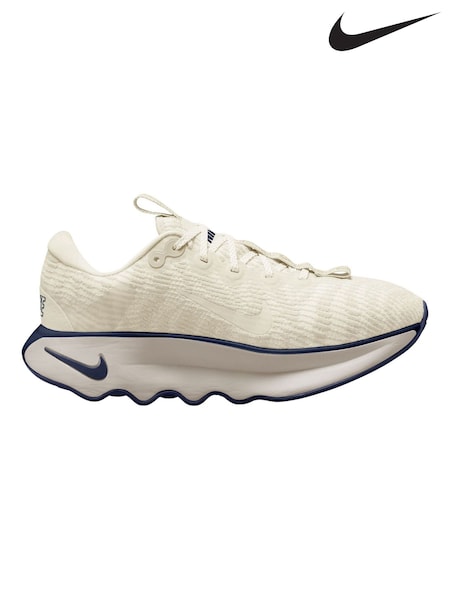 Nike Motiva Premium Walking Trainers (H74886) | kr1 571