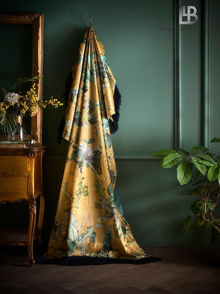 Laurence Llewelyn-Bowen Cotswold Fantasia Velvet Throw (H74987) | 71 €